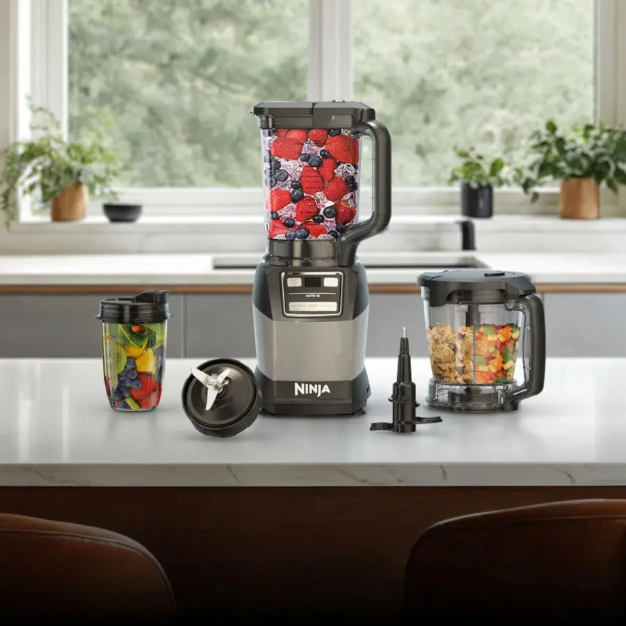 Blender, Compact Kitchen System, 1200W, 3 Functions for Smoothies, Dough amp Frozen Drinks with AutoIQ, 72oz. Blender Pitcher, 4